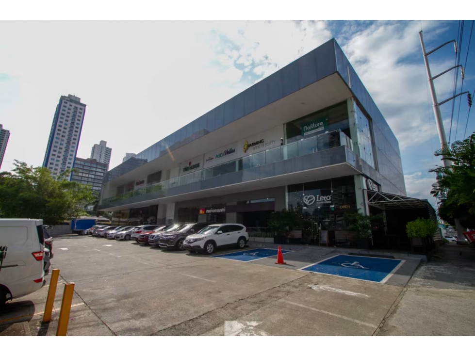 ALQUILER DE LOCAL COMERCIAL PLAZA 76 EN SAN FRANCISCO — foto 4