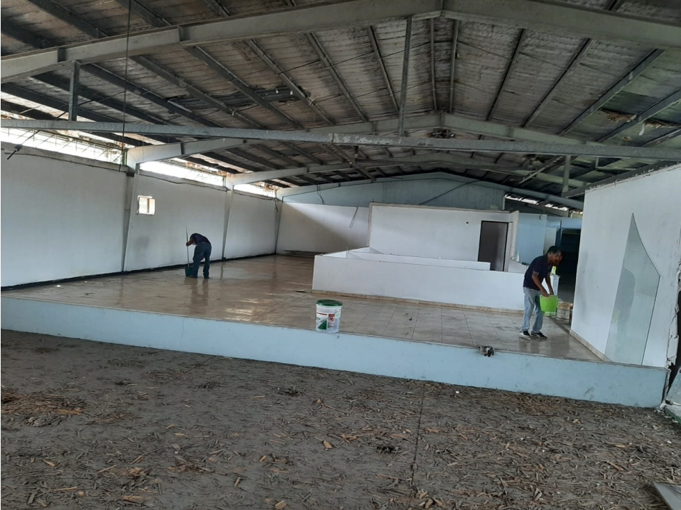 VENTA GALERA EN CALLE14 RIO ABAJO EV - 6