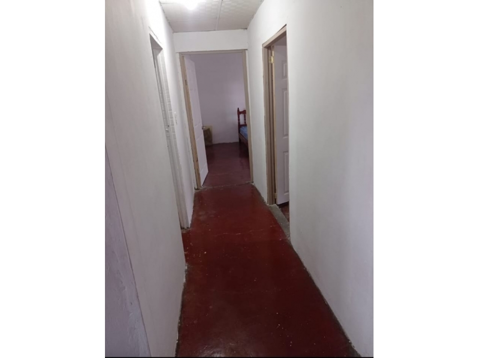 Alquilo casa cercada con A/C en Puerto Armuelles - 5