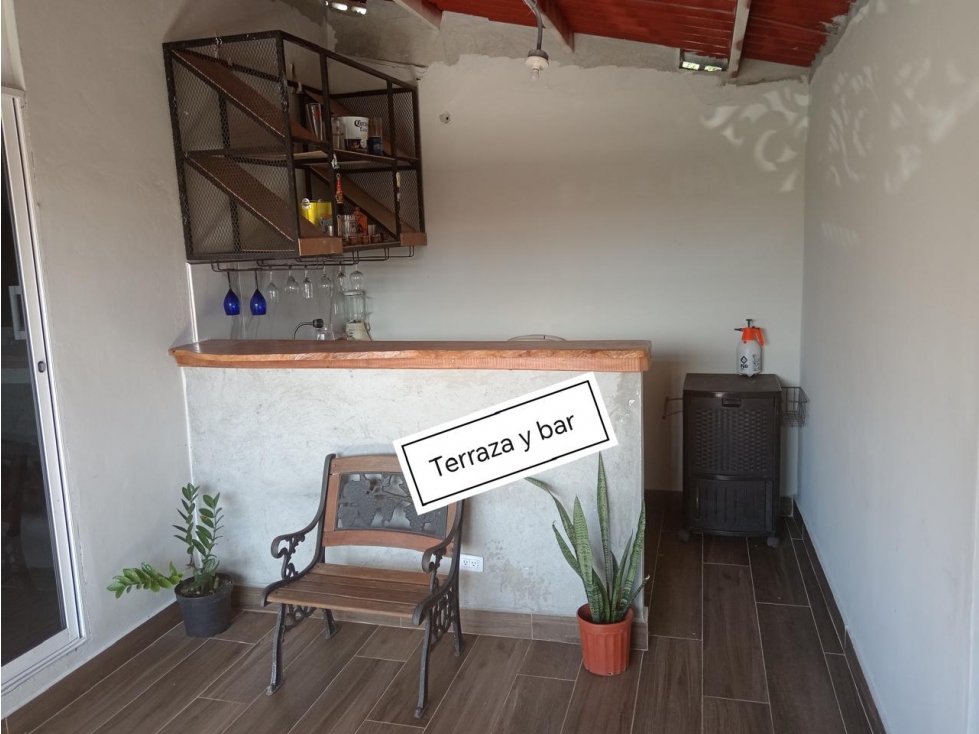 SE VENDE CASA REMODELADA CON CUARTOS DE ALQUILER MYP - 5