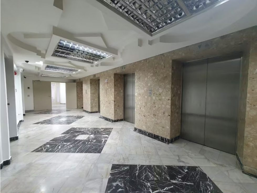 SE VENDE OFICINA CON VISTA AL MAR EN AVENIDA BALBOA TORRE BAC A.Q. — foto 6