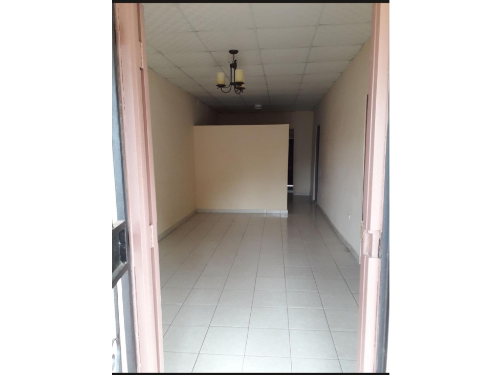 VENTA DE CASA DE ESQUINA EN CHAME 4 RECAMARAS — foto 5
