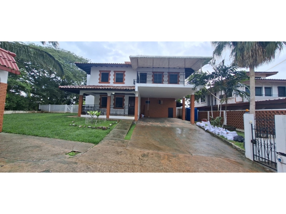 ALQUILER CASA EL DORADO AMOBLADA 700M2 ZONA TRANQUILA CV - 1