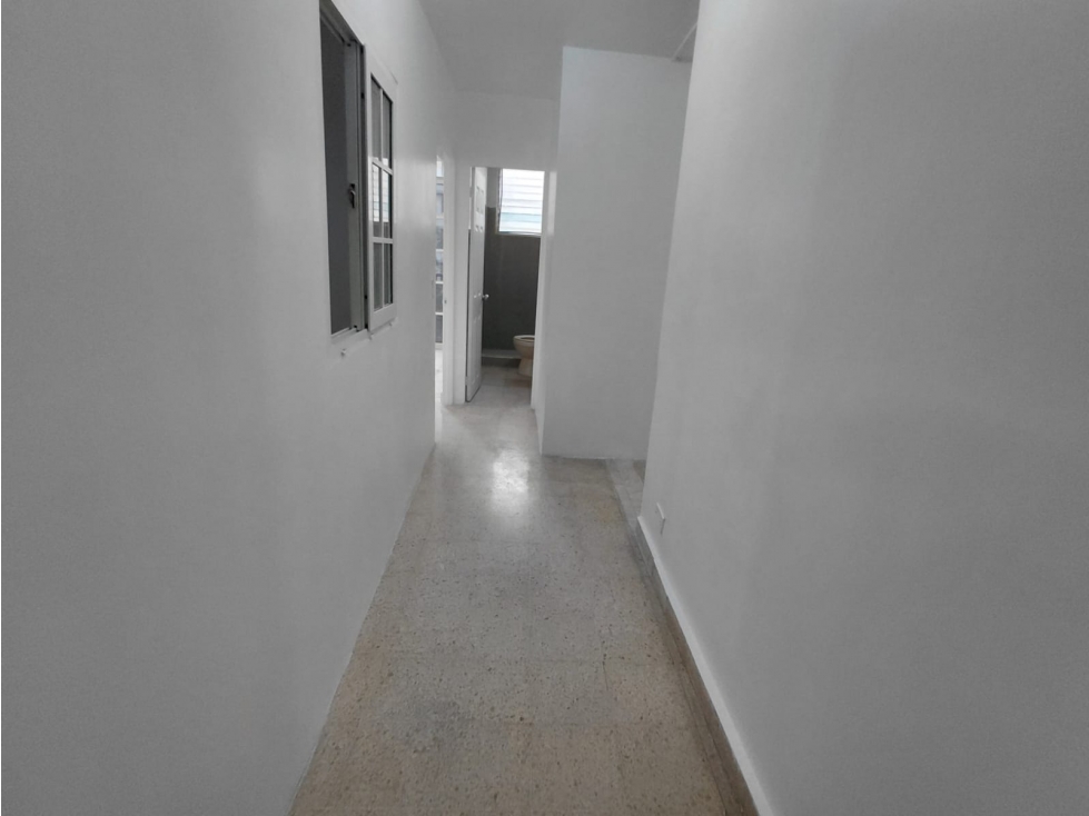 ALQUIER APARTAMENTO CON ESTACIONAMIENTO INTERNO — foto 4