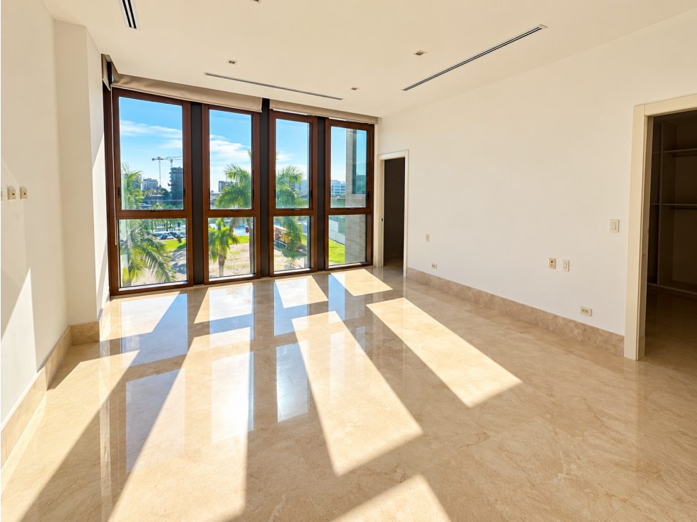 VENTA DE LUJOSO APARTAMENTO OCEAN REEF CON VISTA AL MAR 350m2 JP — foto 2