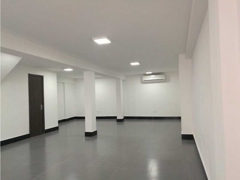 CASA COMERCIAL / LOCAL / OFICINA NUEVO A ESTRENAR - 2