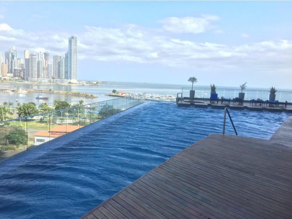 VENTA APARTAMENTO VISTA AL MAR 231m2 2REC EN AVE BALBOA PH YACHT CLUB — foto 3