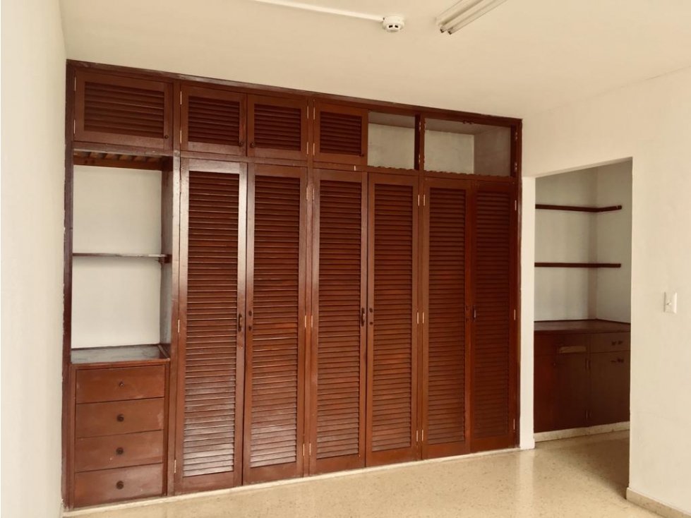 OFICINA 165 m2, FRENTE AL CENTRO COMERCIAL EL DORADO, PLAZA CENTRO - 6