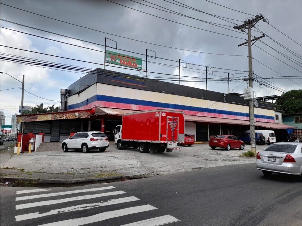 LOCAL COMERCIAL 200m2 PB VIA CINCUENTENARIO - 1