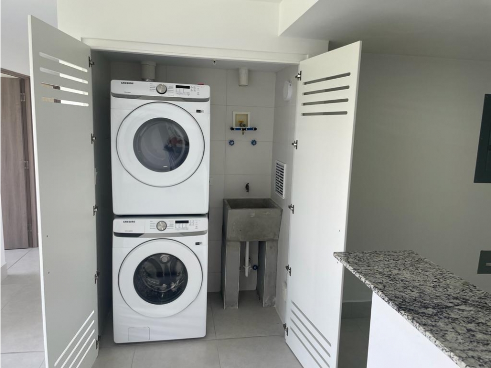 ALQUILER APARTAMENTO EN EL BOSQUE PH GREENWOOD TOWERS — foto 6