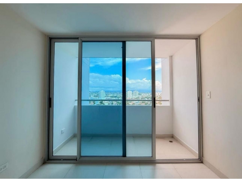 VENTA O ALQUILER APARTAMENTO PARQUE LEFEVRE PH ARENAS PARK MLD — foto 4