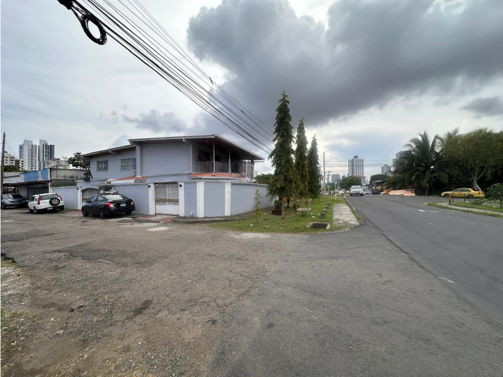 VENTA CASA CON ESTRUCTURA MULTIFAMILIAR EN PARQUE LEFEVRE EV - 2