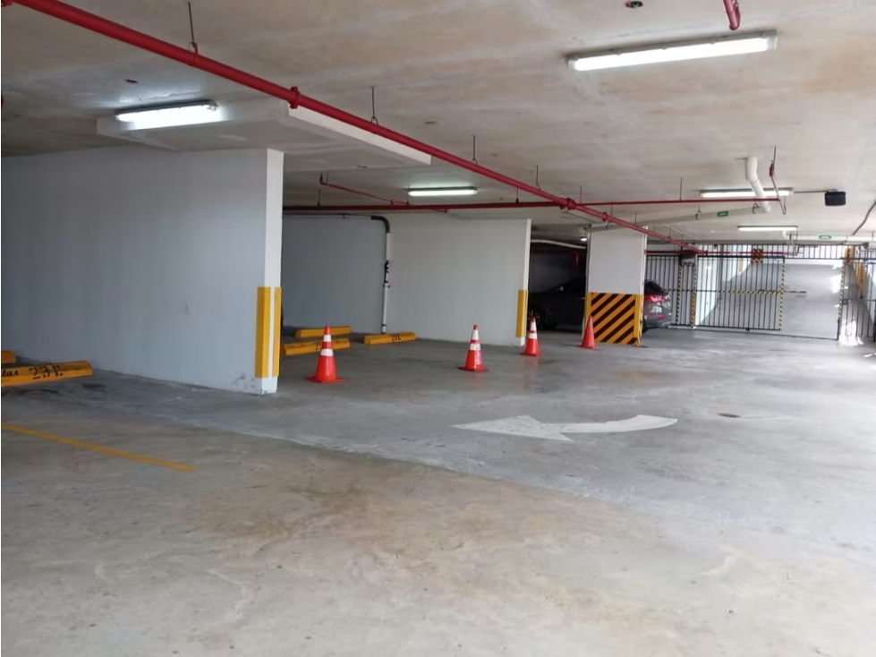 ALQUILER LOCAL COMERCIAL BELLA VISTA 170M2 VÍA ESPAÑA — foto 6