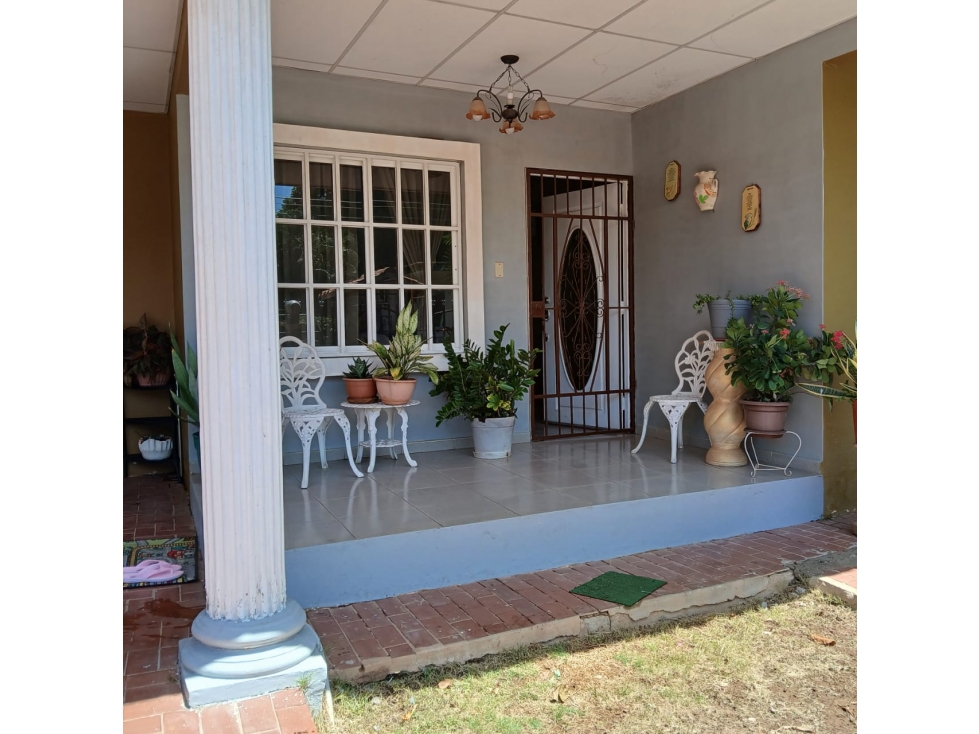SE VENDE HERMOSA CASA GRANDE EN CHITRÉ — foto 6