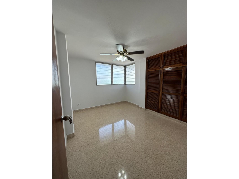 ALQUILER APARTAMENTO HATO PINTADO / VACÍO — foto 6