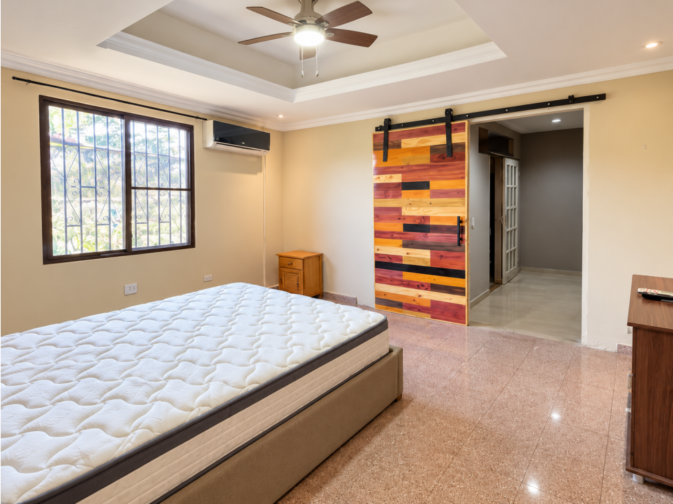 CASA EN ALQUILER EN VILLA ZAITA 4 RECÁMARAS PISCINA Y 400 m² MLD — foto 5