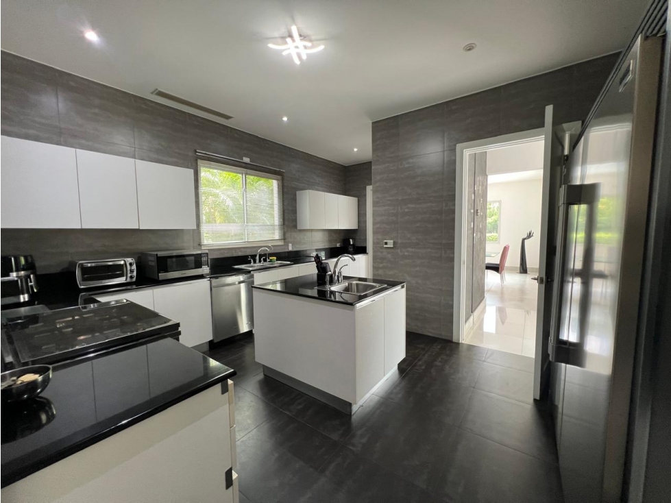 CASA DE LUJO CON PISCINA CLIMATIZADA 850 MT SANTA MARIA FAIRWAY JP — foto 6