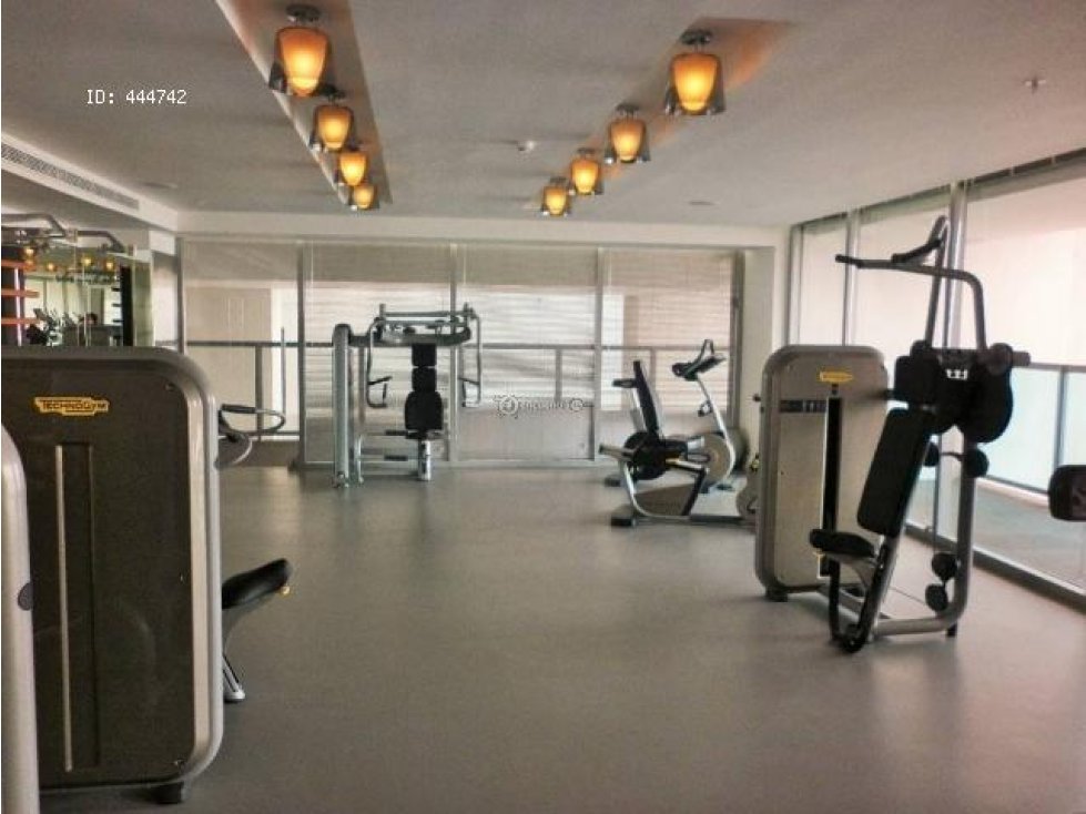 VENTA DE APARTAMENTO AMOBLADO EN AV. BALBOA PH YOO, 2 REC, 165M2 TC — foto 6