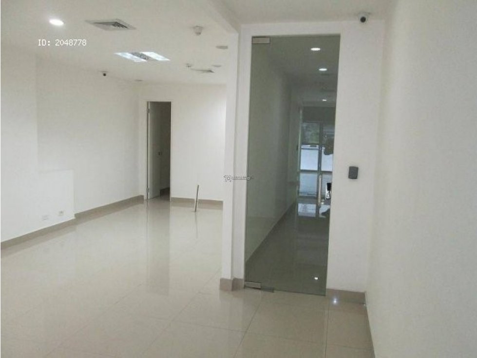LOCALES COMERCIALES EN ZONA BANCARIA 214 MTS - 6