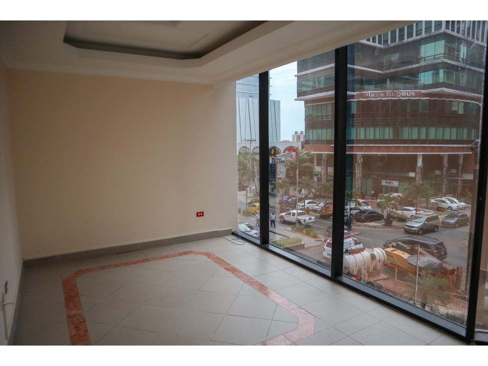 OFICINA 136 M2 CON DIVISIONES MANTENIMIENTO INCLUIDO, PLAZA OBARRIO — foto 2