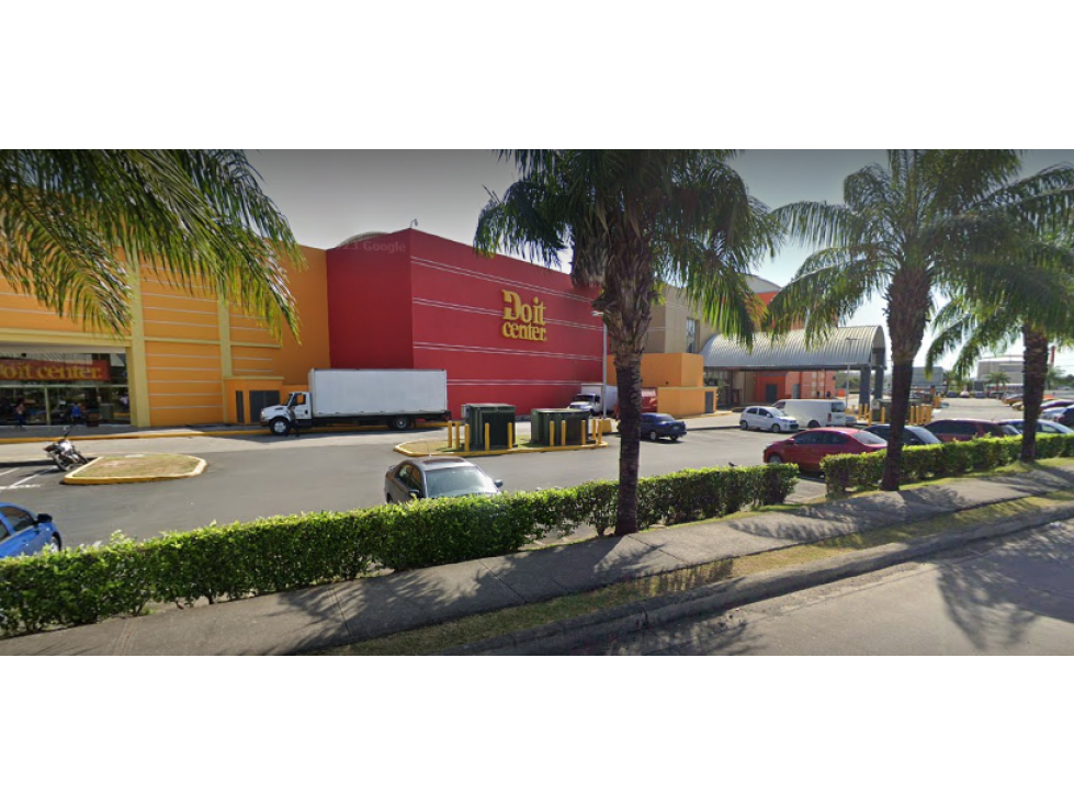 ALQUILO LOCAL COMERCIAL WESTLAND MALL 129M2 PLANTA BAJA ARRAIJAN
