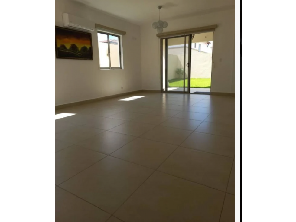 ALQUILER DE CASA EN HOWARD - 4