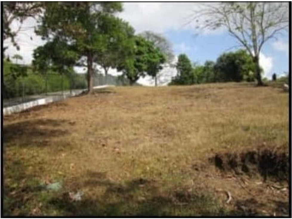 VENTA DE TERRENO EN LAS CUMBRES LAS LAJAS 9237.56 M2 - 1