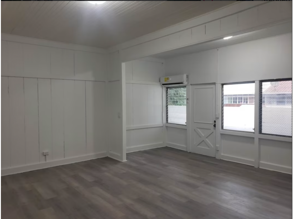 ALQUILER CASA EN CALZADA DE AMADOR, EV — foto 6