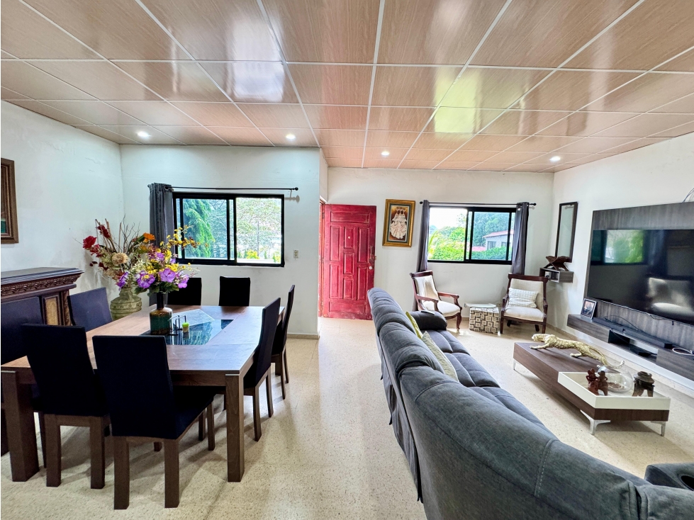 VENTA CASA FRENTE A LA ESTACIÓN SAN ISIDRO ACCESO VIA PRINCIPAL CV — foto 4
