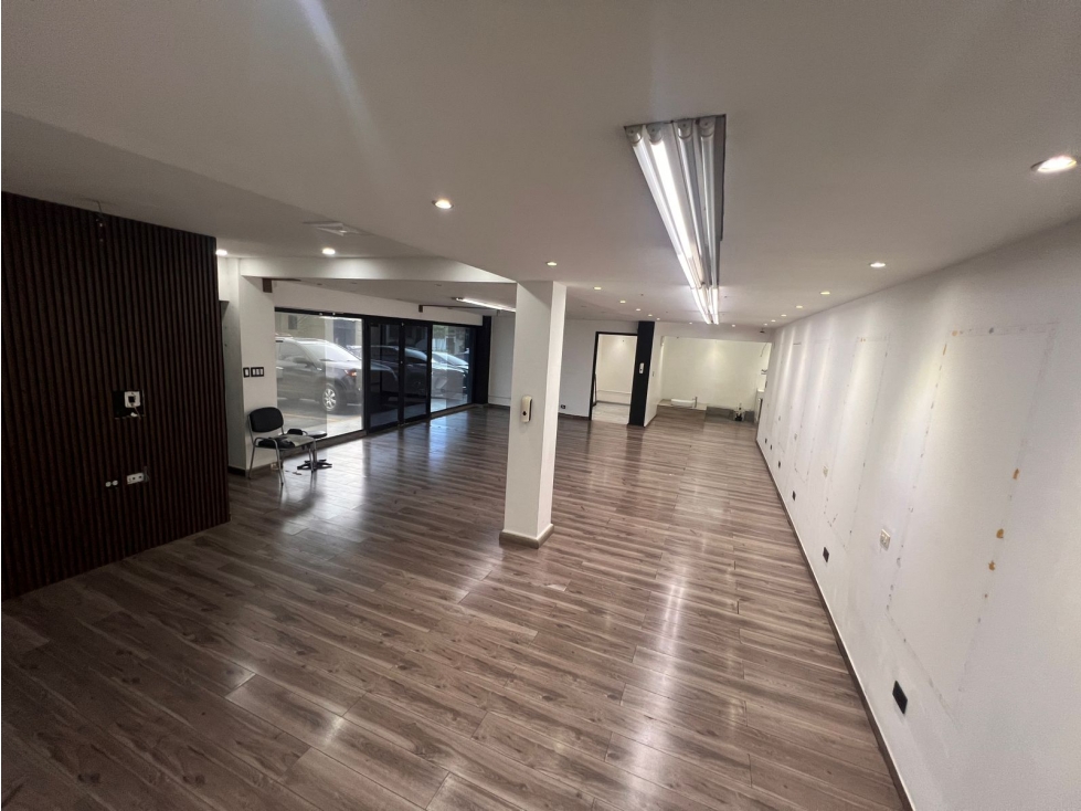 ALQUILER DE LOCAL COMERCIAL DE 128M2 EN EL CARMEN, AVE RAMON ARIAS AQ - 2