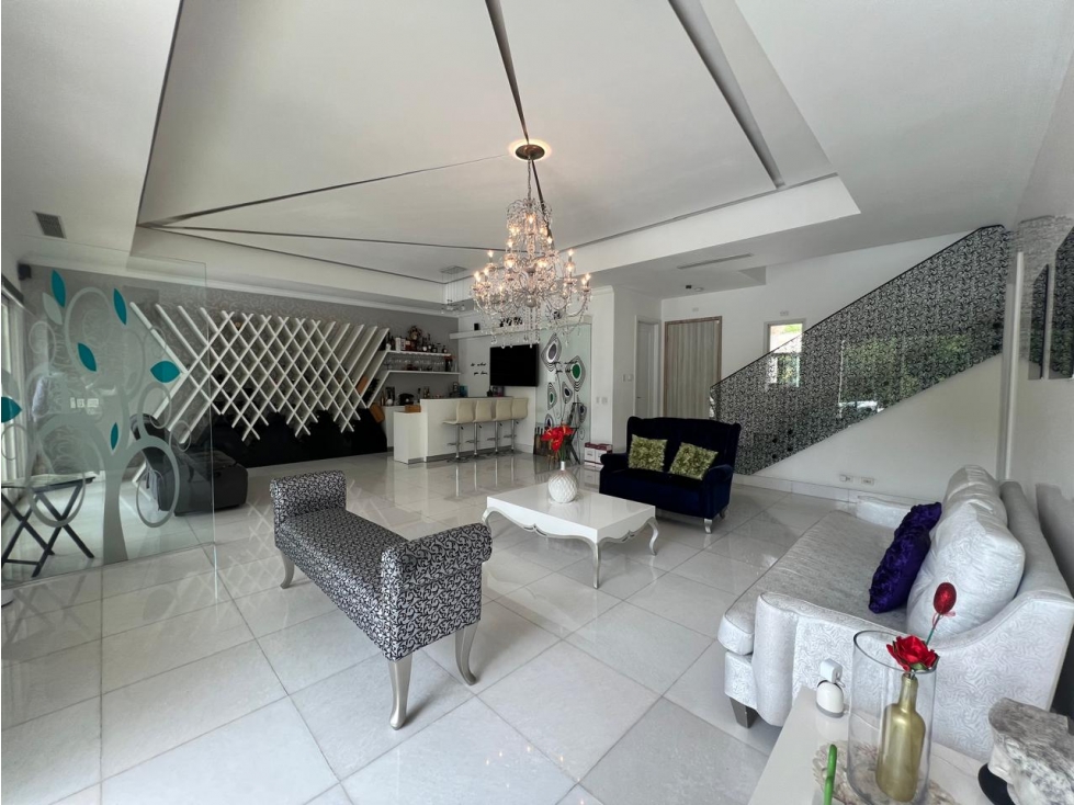 CASA DE LUJO CON PISCINA CLIMATIZADA 850 MT SANTA MARIA FAIRWAY JP — foto 4