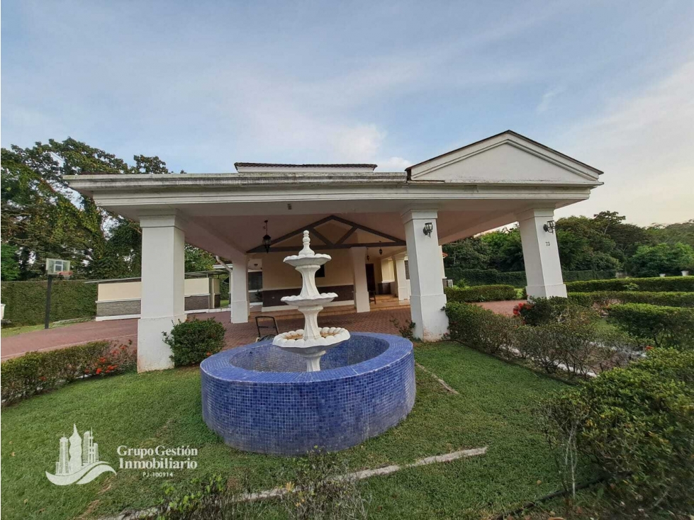 VENTA CASA EN ANCÓN RESIDENCIAL CAMINO DE CRUCES EL DORADO — foto 2