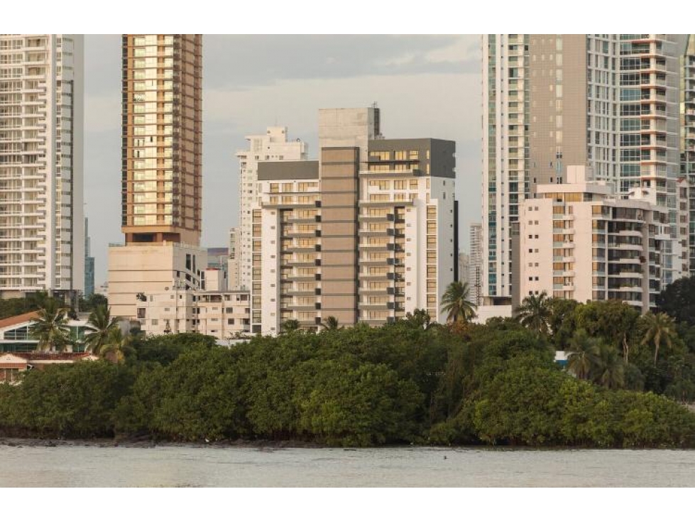VENTA DE APARTAMENTO VISTA AL MAR EN PH LA CALETA 275M2 JP — foto 2