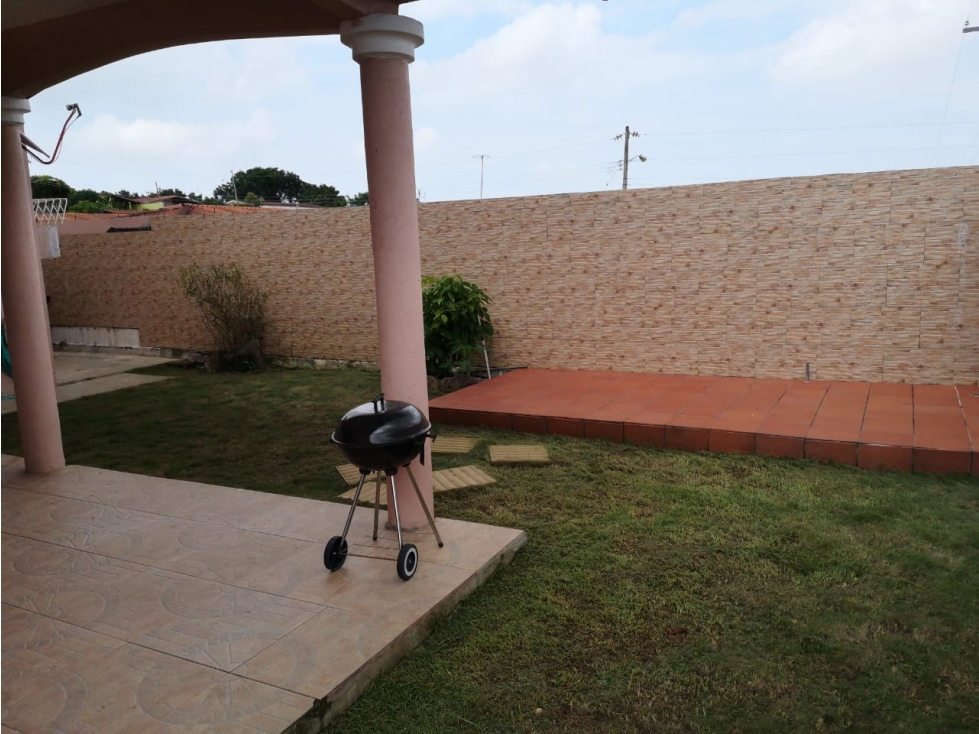 CASA REMODELADA 3 RECAMARAS EN BRISAS DEL GOLF — foto 4