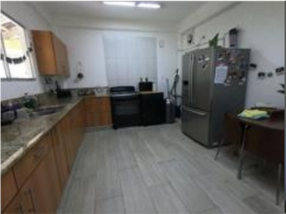 CASA DUPLEX REMODELADA 269M2 EN ALBROOK — foto 6