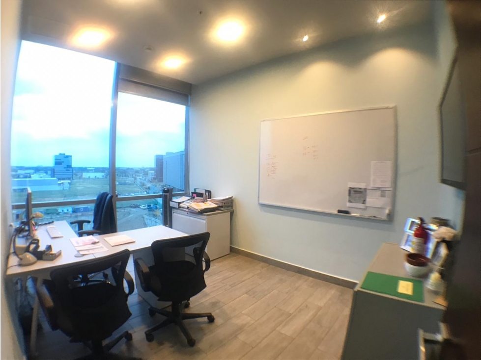 OFICINAS EQUIPADAS 162 m2 ALQUILER/VENTA SANTA MARIA, OFFICE PLEX 71