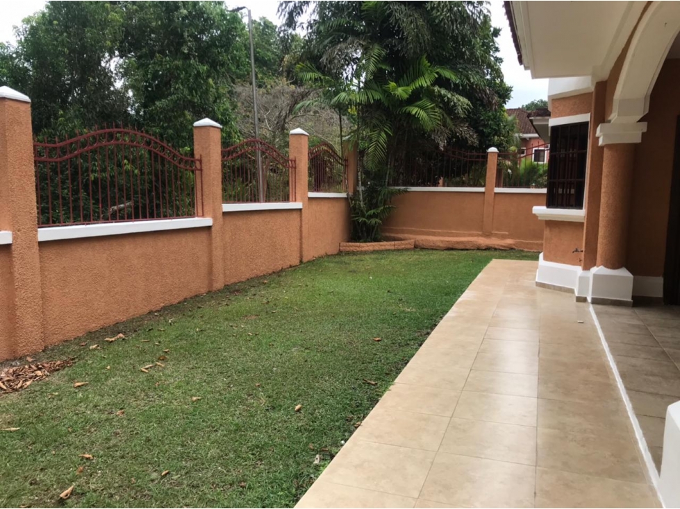 ALQUILO ESPECTACULAR CASA 450MT2 EN CLAYTON VILLAGE L/B - 3