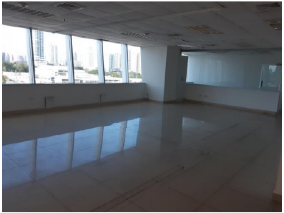 ALQUILER DE OFICINA DE 389 M2 EN TORRE LAS AMERICAS — foto 5