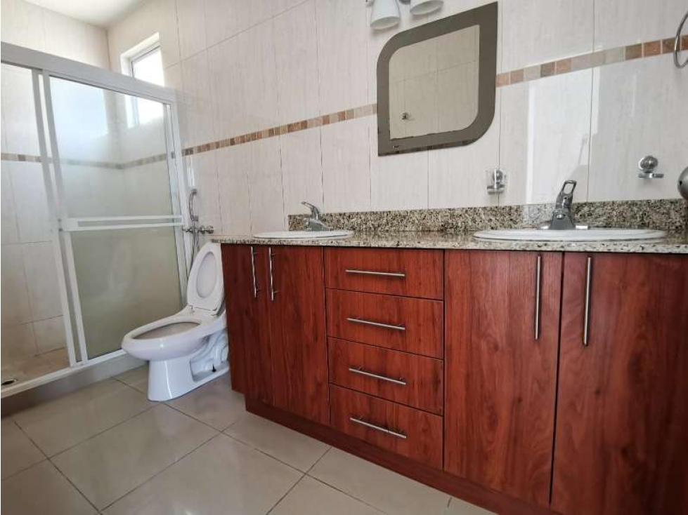 REMATE!! APARTAMENTO DE 243m2 EN OBARRIO — foto 6