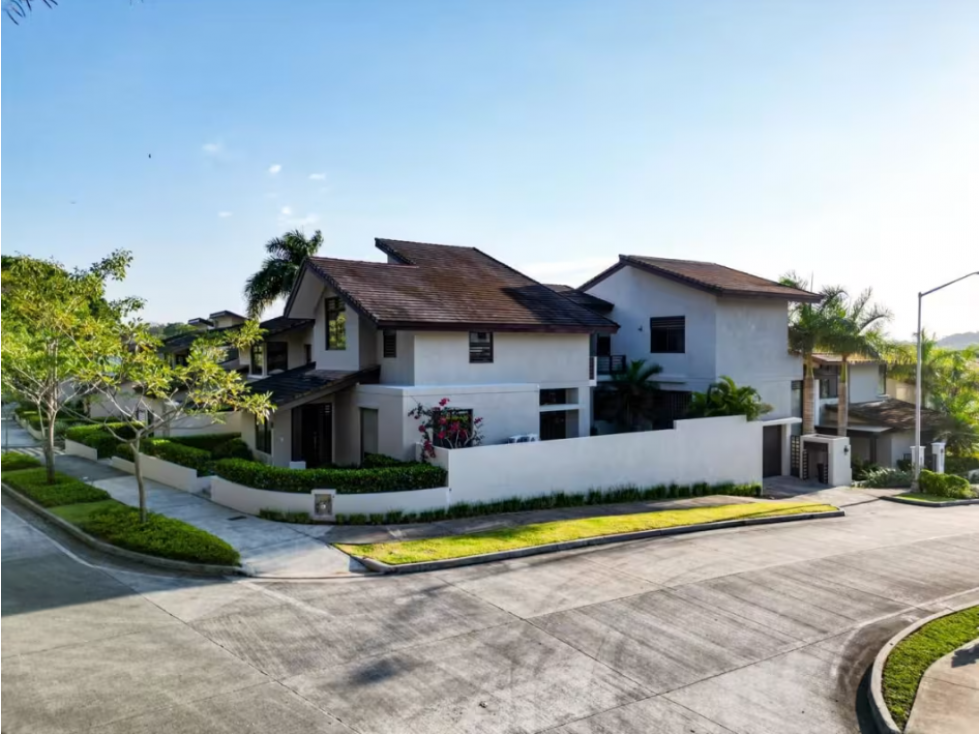 ALQUILER CASA AMOBLADA PH NATIVA 350MTRS AMOBLADA EV