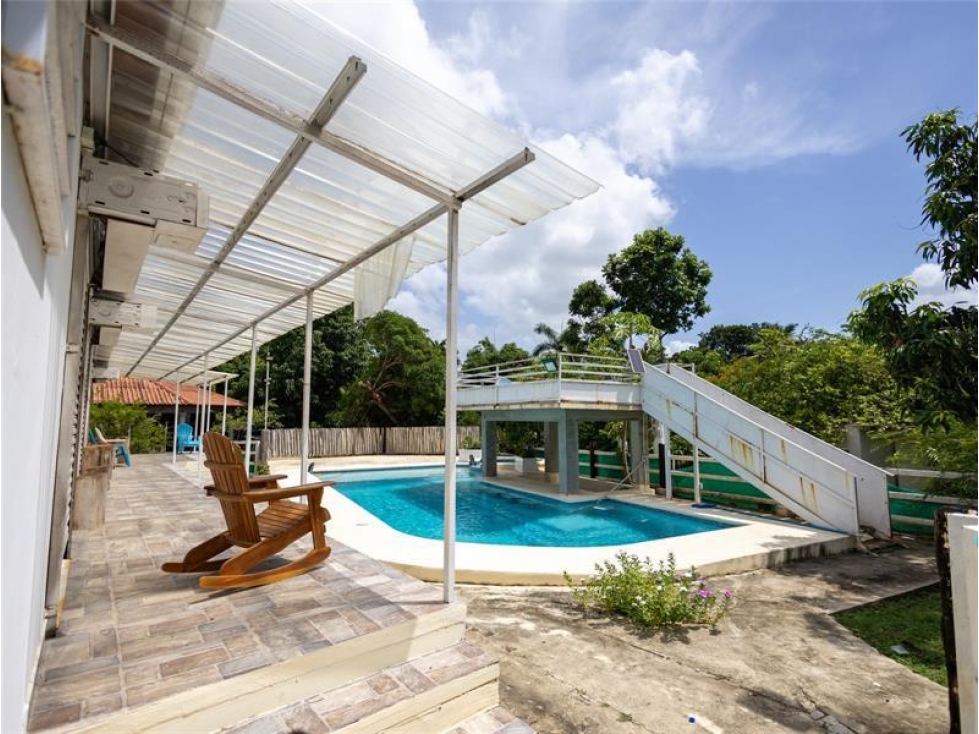 VENTA CASA DE PLAYA EN CORONADO CON PISCINA 8125M2 CV