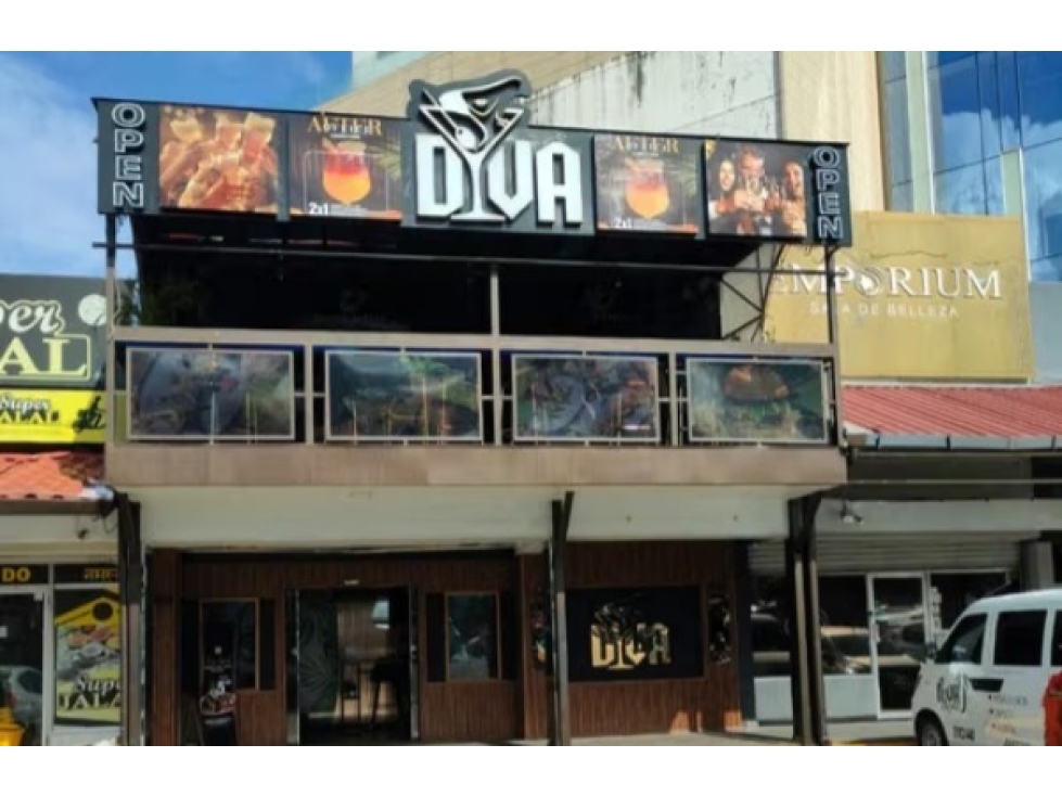 VENTA DE LOCAL COMERCIAL EN CALLE 50 MLD