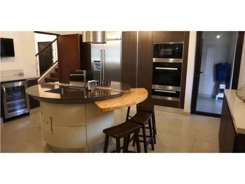 VENDO CASA EN CLAYTON EMBASSY 4 REC REMODELADA MLD — foto 5