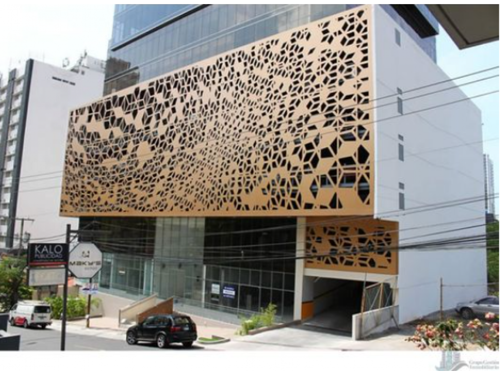ALQUILER OFICINA AMOBLADA 126+40m2 CALLE 50 HABITATS PLAZA