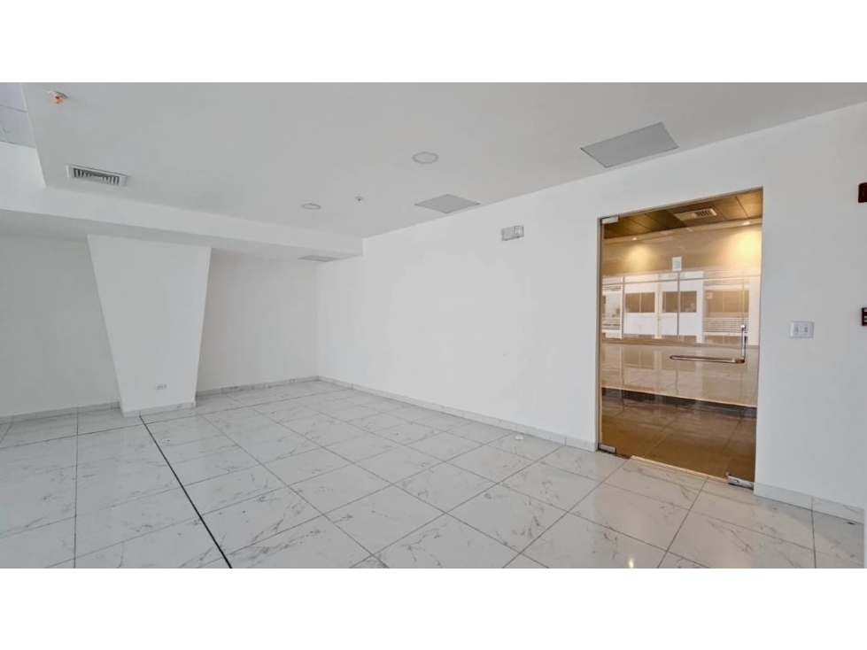 ALQUILER OFICINA COMERCIAL 129 M2 OBARRIO PH SORTIS BUSINESS MC — foto 4