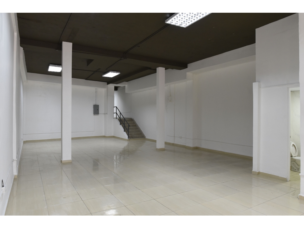 ALQUILER LOCAL PLANTA BAJA EN CALIDONIA AVENIDA CENTRAL 190M2 KAF - 4