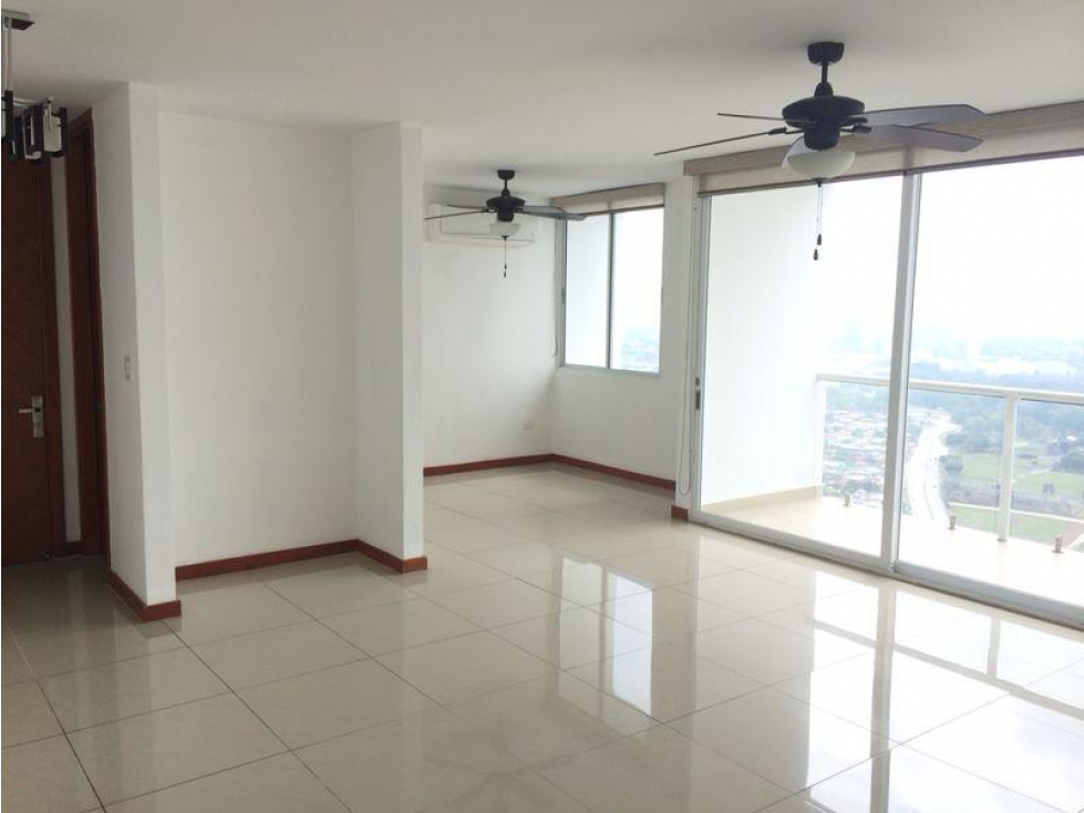 VENTA DE PENTHOUSE EN BAHÍA DEL GOLF COCO DEL MAR MLD