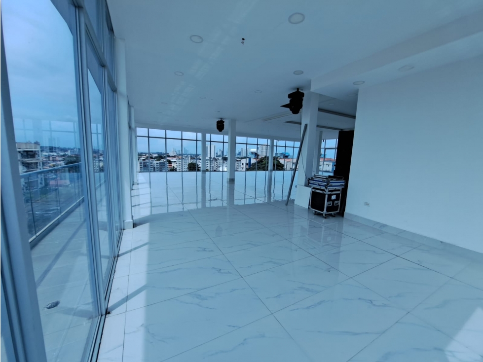VENTA DE EDIFICIO AVENIDA LA PULIDA CON RIO ABAJO - 4