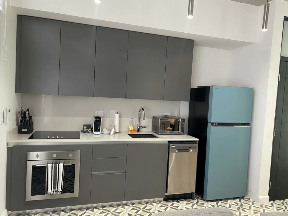 ALQUILER APARTAMENTO CASCO ANTIGUO LUJOSO PLAZUELA MLD — foto 5
