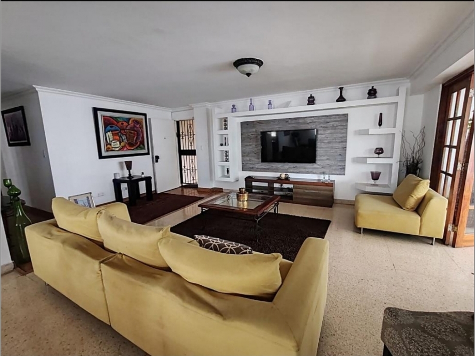 VENTA DE APARTAMENTO DE 198 M2 EN OBARRIO PH TORREMOLINOS